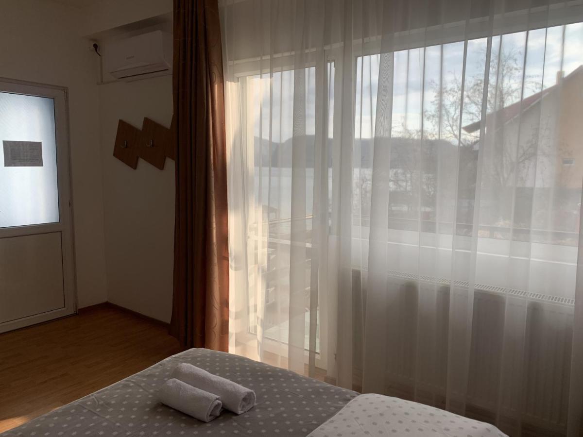 Casa Ana Serena Eselnita Luaran gambar